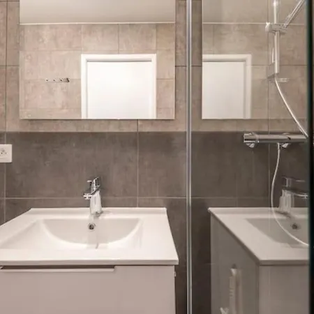 Apartment Joli Avec Balcon Proximite Annecy