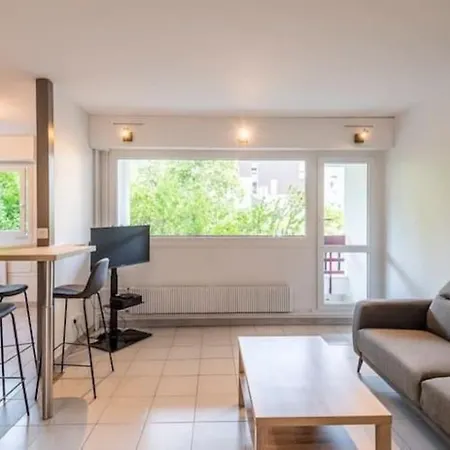 Joli Avec Balcon Proximite Apartment