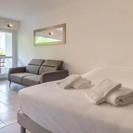Apartment Joli Avec Balcon Proximite Annecy